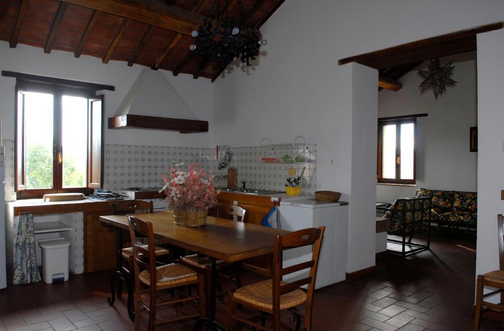 Podere Monte Petreto San Savino  部屋 写真
