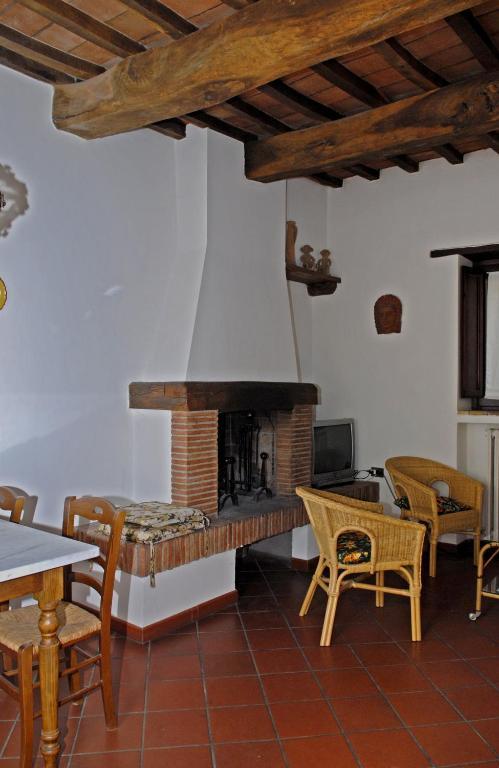Podere Monte Petreto San Savino  部屋 写真